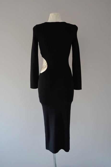 Елегантна сукня Zara