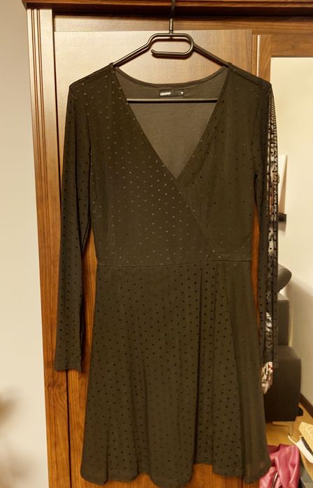 Sukienka czarna koronkowa