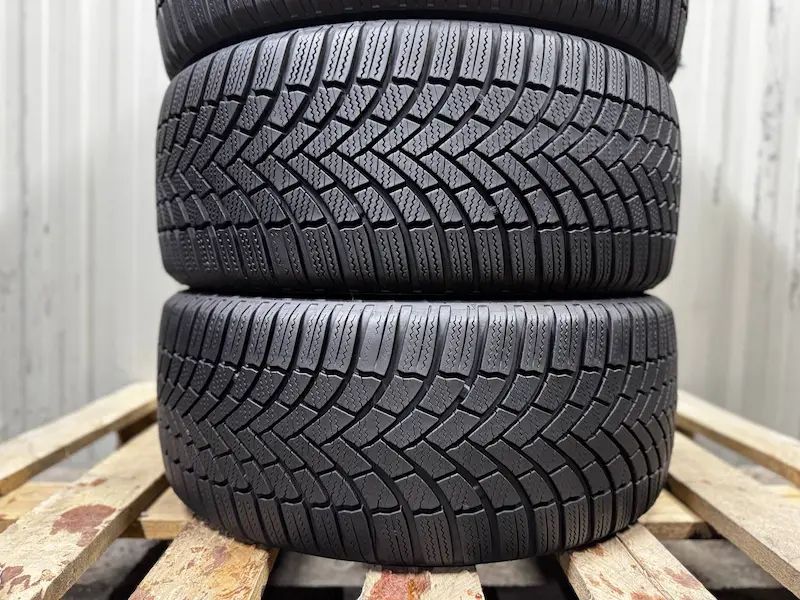 Шини бу 225 45 R17 Bridgestone Blizzak LM005