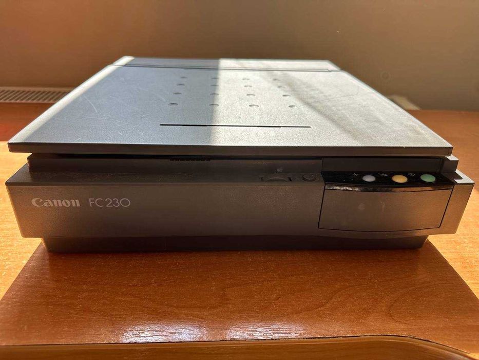 Продам копировальный аппарат ксерокс сканер Canon FC 230