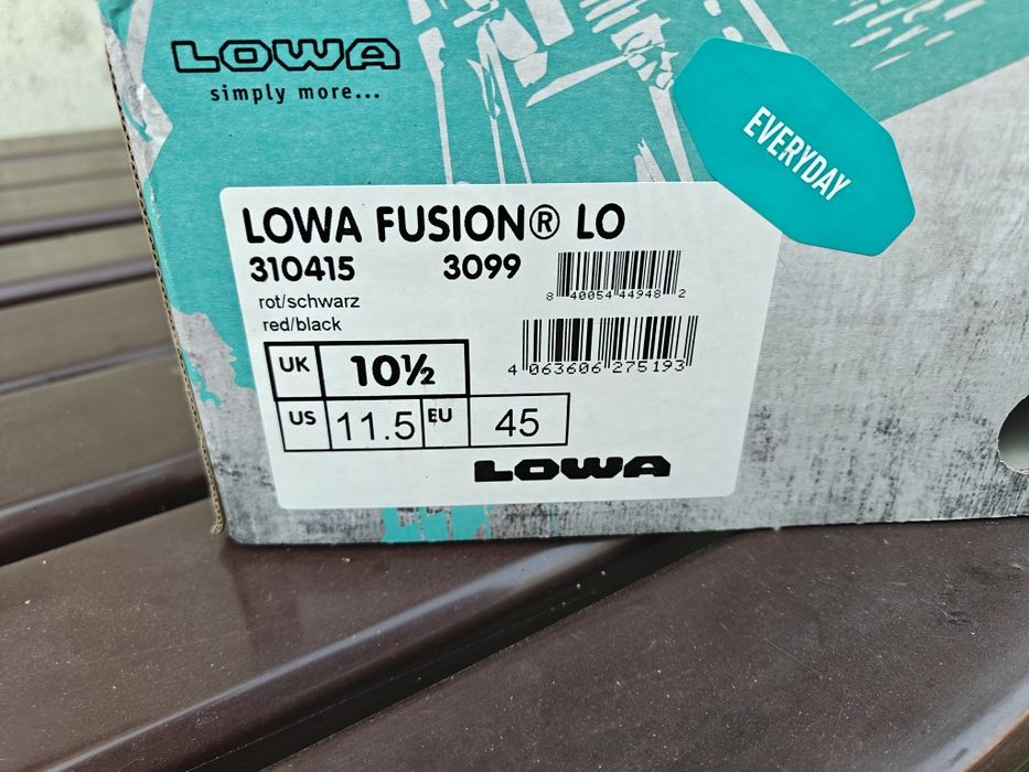 Чоловіче світле взуття Lowa Fusion Lo червоний/чорний