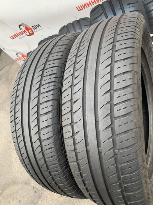 Шини 215/65 R17 Semperit  літо 2023 рік 6 мм