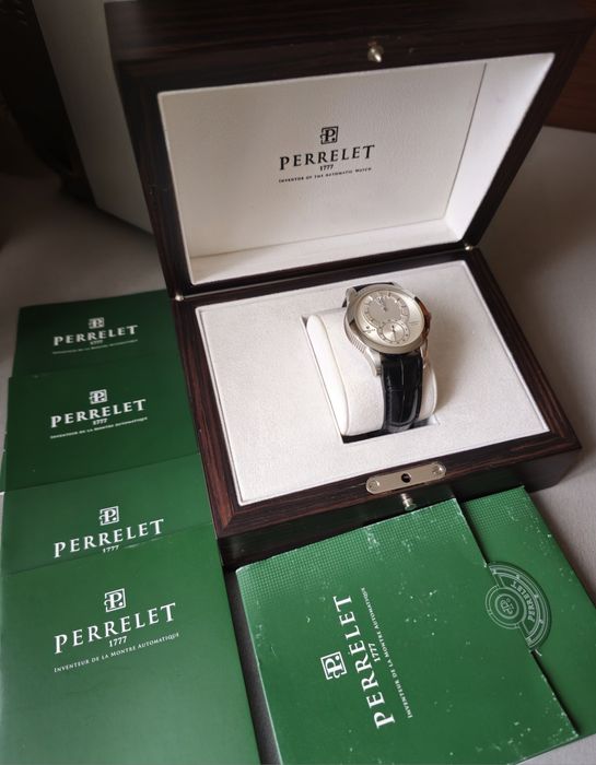 Perrelet Jumping Hour