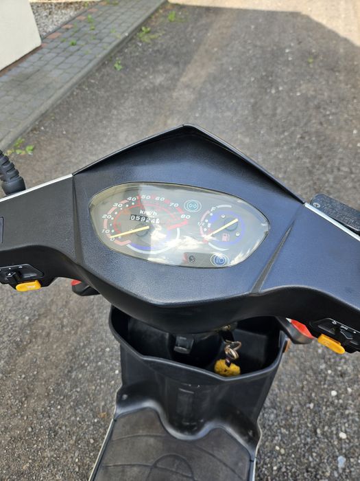 Skuter zipp otis 50