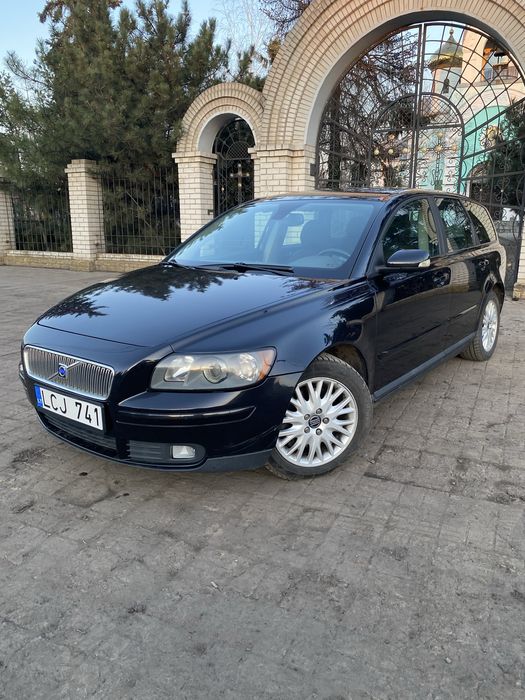 Volvo v50 2l. Dizel