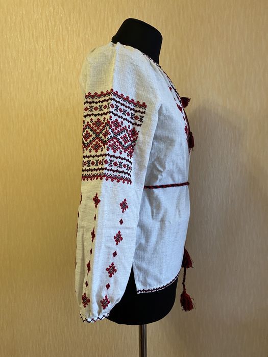 Вишиванка національний одяг льняна нова