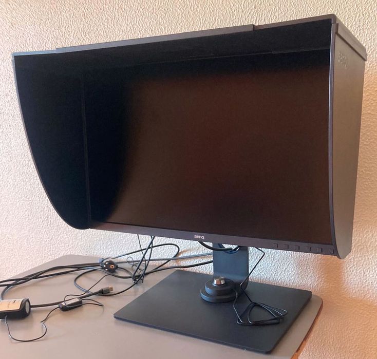 Monitor de fotografia BenQ SW270C + calibrador ColorChecker Pro