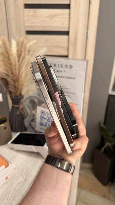 iphone 16 pro max 512gb Desert / Black / White