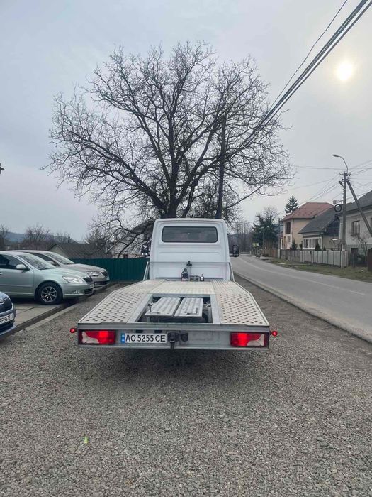 Евакуатор Mercedes Benz Sprinter