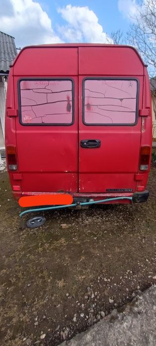 Продам Mercedes Benz 208
