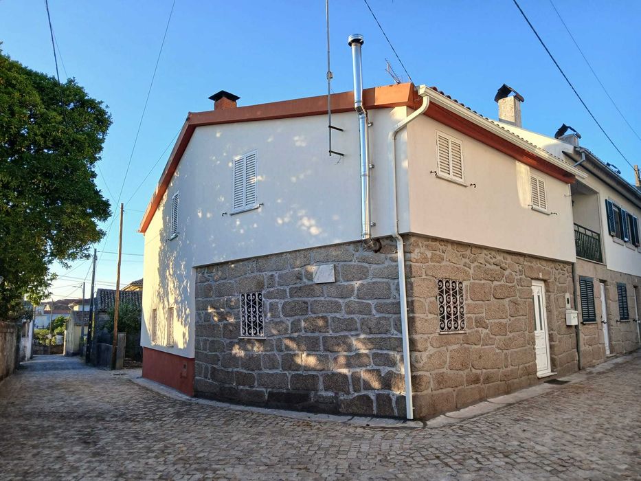Casa mais uma quintinha