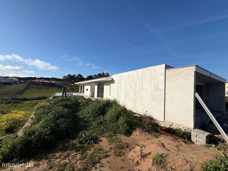 Moradia T4 com garagem e piscina - Salir de Matos, Caldas da Rainha