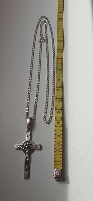 Krzyżyk z łańcuszkiem srebro sygnowane Vintage.