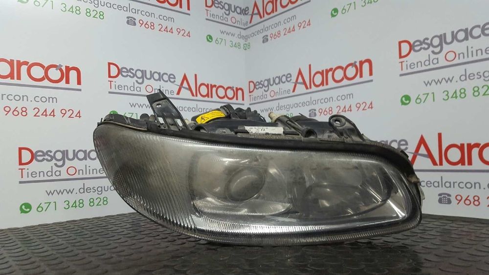 FAROL DIREITO OPEL OMEGA B EXECUTIVE BERLINA