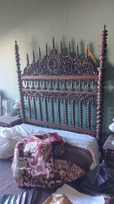 Mobilia antiga, vendo.a bom preço