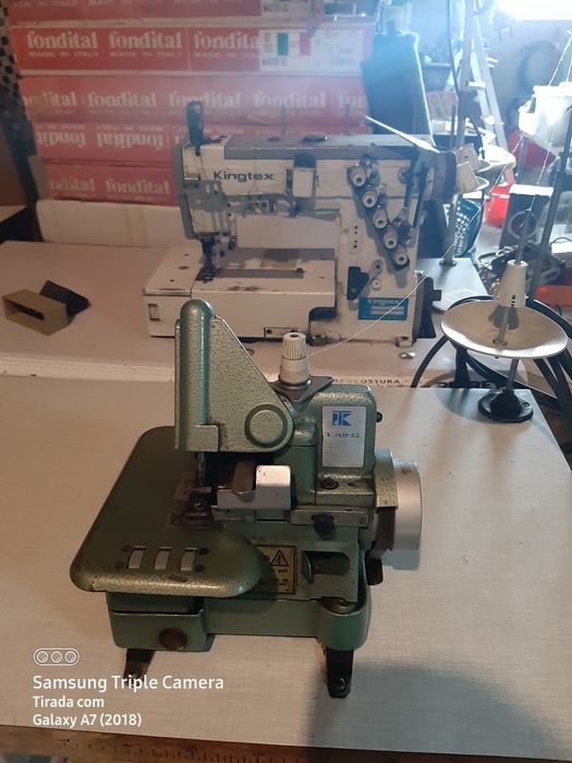 Máquinas de  costura industriais para pecas ou sucata