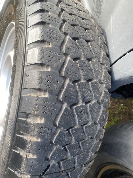 Комплект дисків 5 114.3 r15 з зимовою гумою gislaved 195/70/15