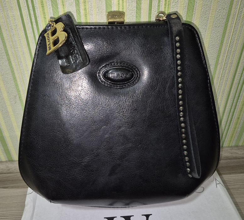 Шкіряна сумка-клатч Bulaggi