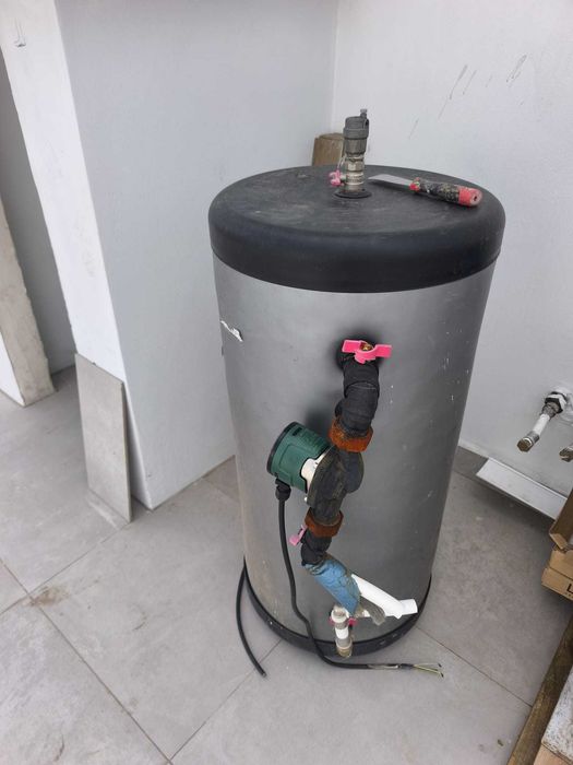 Sistema completo aquecimento central + bomba de calor Energie 4-12kW + radiadores + depósito