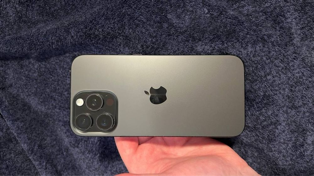 iPhone 16 Pro Max (256 GB)