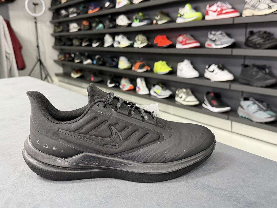 Оригінал Nike Air Winflo 9 Shield  DM1106-007.  /26,5см,27см,27,5см,28см,28,5см,29,5см,30см)