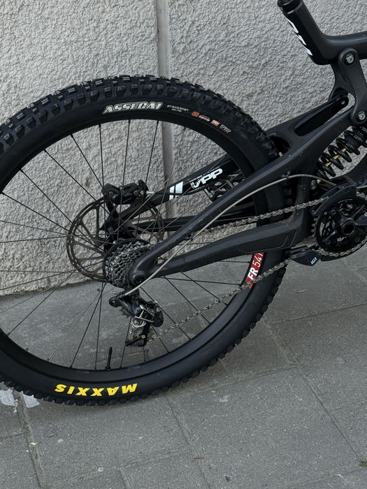 Santa Cruz V10 2018 carbon Розмір L 29/27.5 fox boxxer hope dt swiss