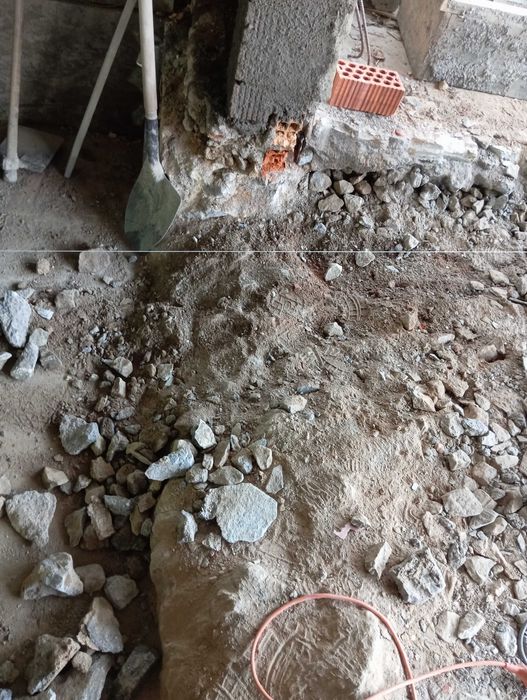 Demolições, Remoção de Cerâmica e Abertura de Ranhuras – Porto