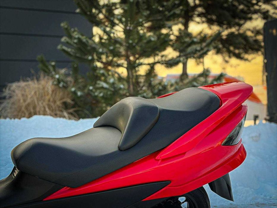 Макси-скутер Suzuki SkyWave250 CJ44A пробіг 8775км 2007рік