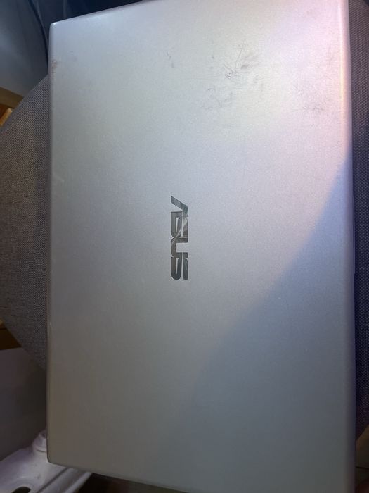 Asus VivoBook X512D