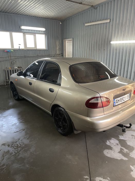 Продам Daewoo lanos 1.5 бенз