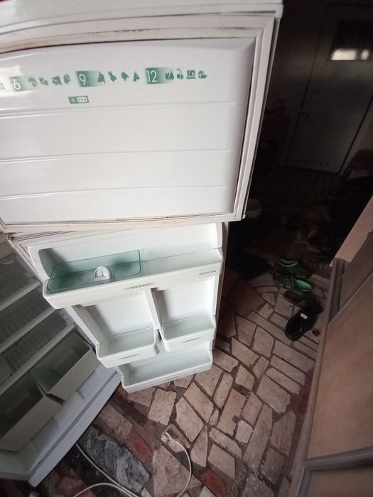 Lodówka z zamrażarką Ariston