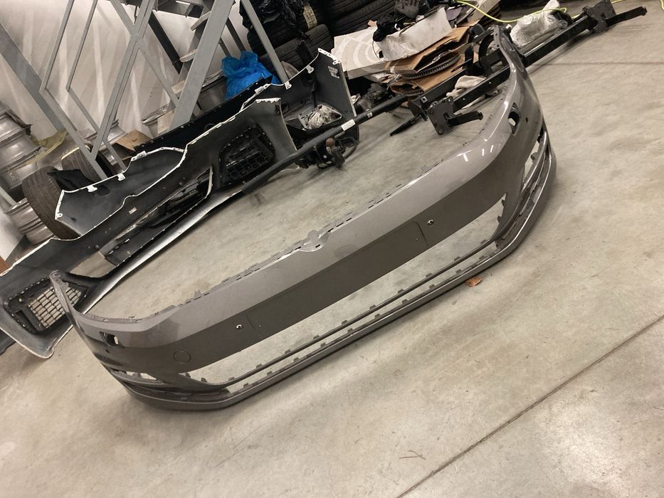 Zderzak przedni przód vw golf 7 pod pdc pod spryski caly