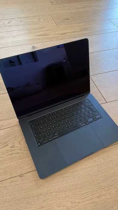 Macbook air 13,6 M2 256 ssd