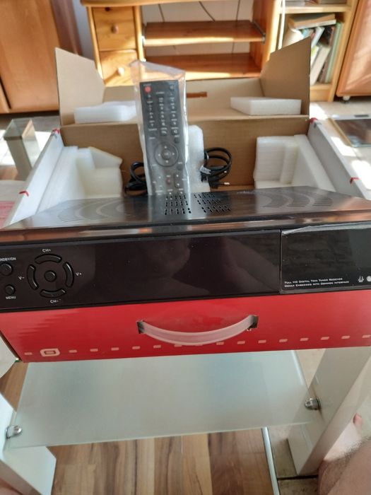 Amico hd8840 z podwójnym tunerem dvb-t2/c