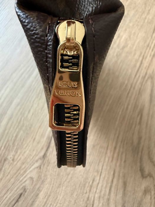 Косметичка в стилі Louis Vuitton