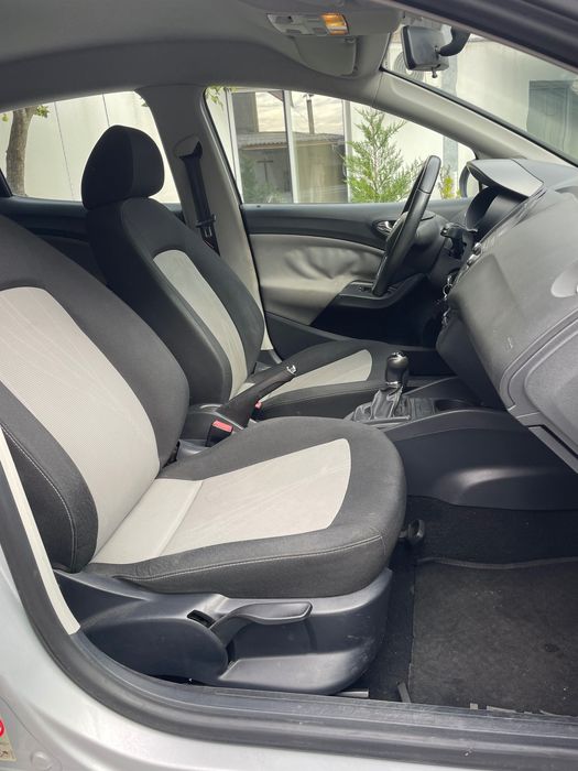 Seat Ibiza 1.2 tdi — photo 3