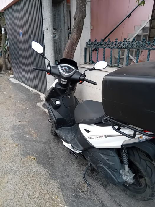 Scooter gasolina 125 CC ano 2025