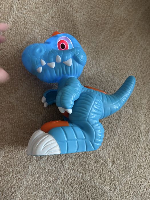 Говорящий динозавр