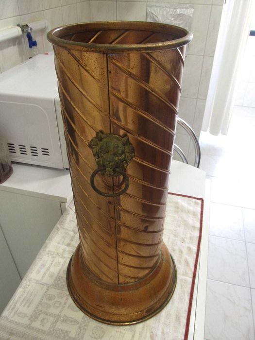 Porta guarda chuva em cobre