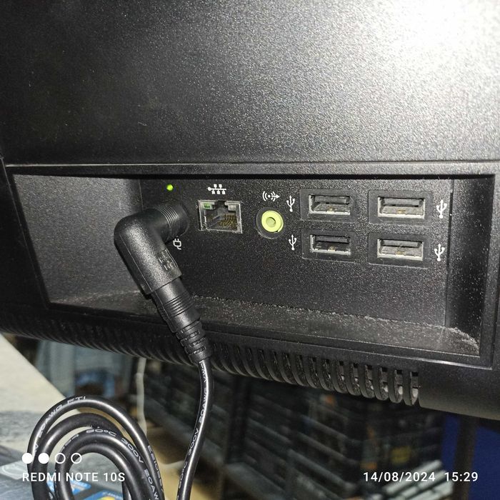 3 - Computador HP Compaq  ALL-in-ONE 8200
