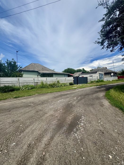 Продаж будинку  по Карпенка Дмитра КВРЗ
