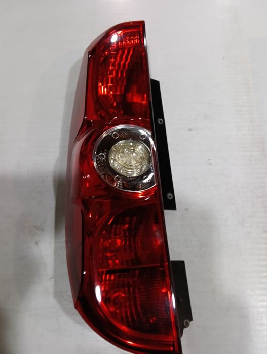 Fiat doblo/Opel combo/Farolins esquerdo e direito  2010/11/12/13/14A23