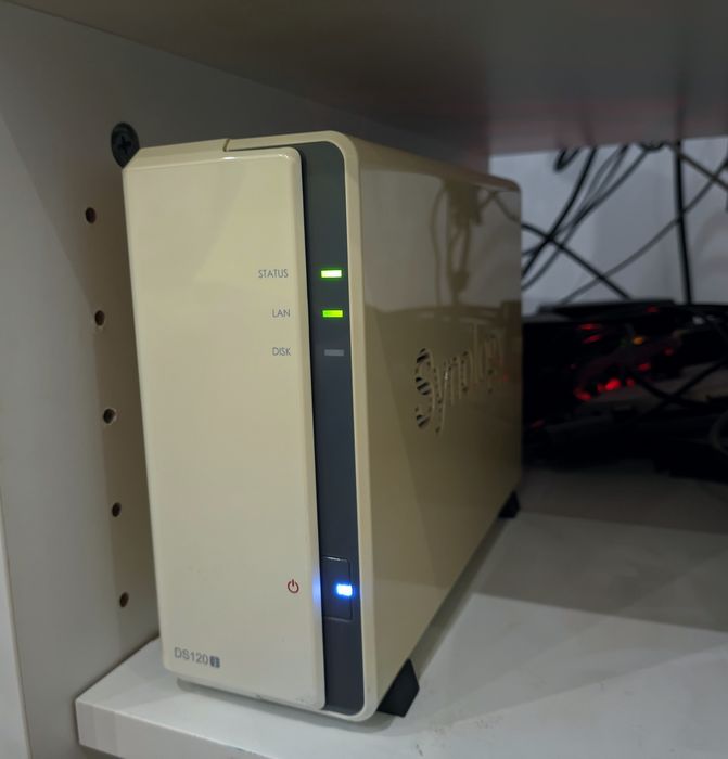 Домашній сервер NAS synology ds120j (альтернатива Google photo)
