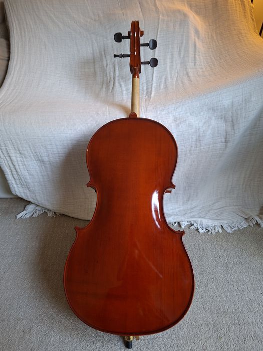 Violoncelo 1/2  ótimo para iniciação