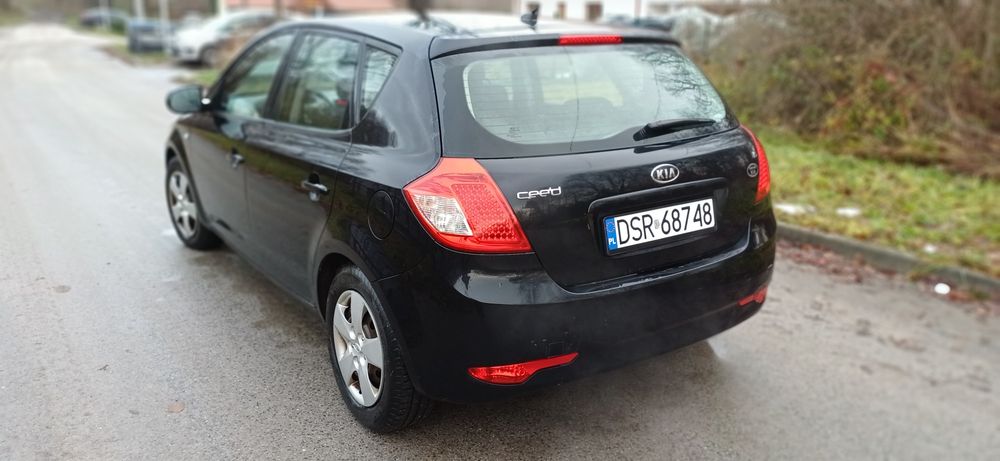 Kia ceed 2011 rok