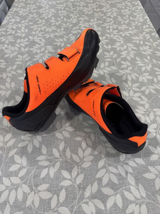 Sapatos/sapatilhas DMT de BTT n.43