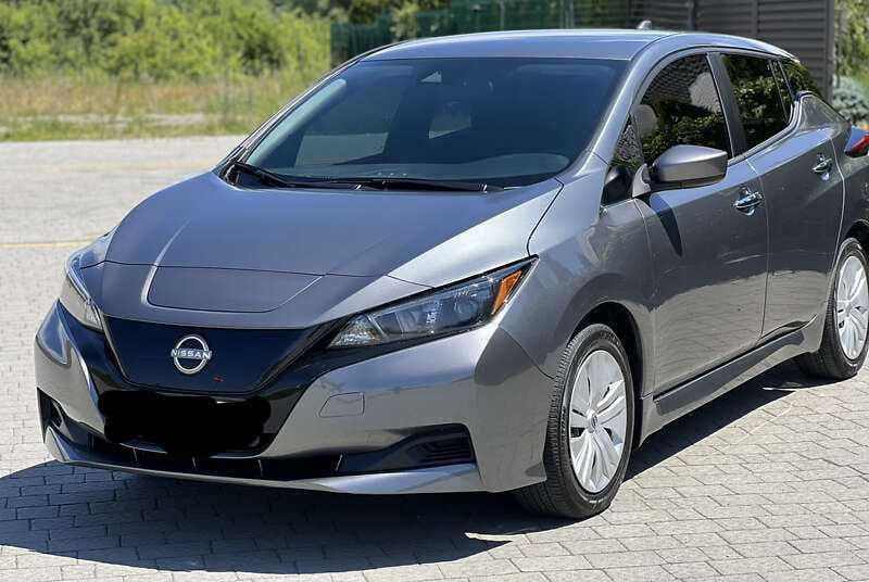 nissan leaf 2023