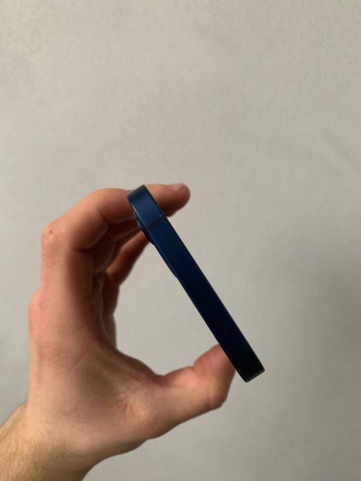 Iphone 12/64gb r-sim