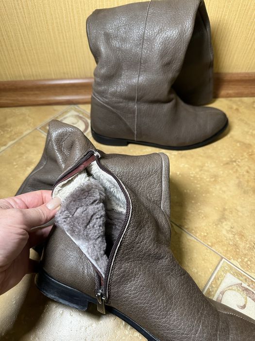 шкіряні ни цигейці, колір тауп, розмір 38, дліна устілки 24,5см