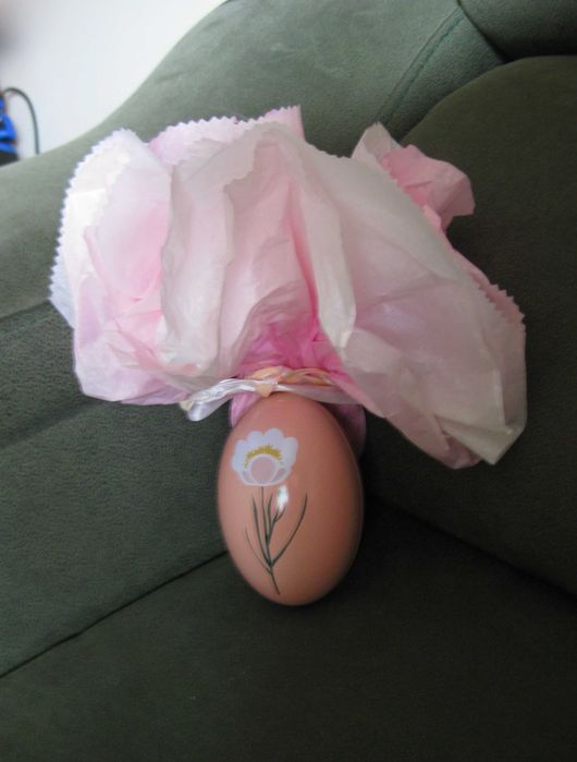 Egg-shaped Packaging with Easter Bunny Images423971656293437446